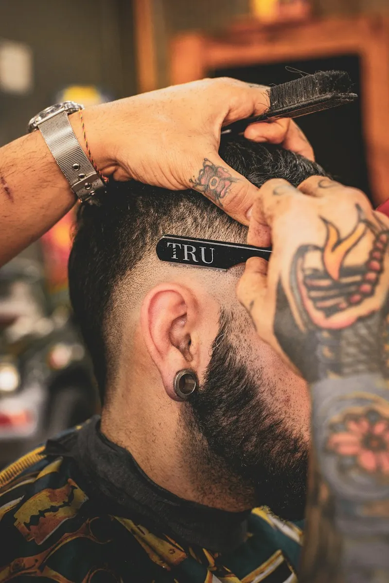 Barbería Tres interior